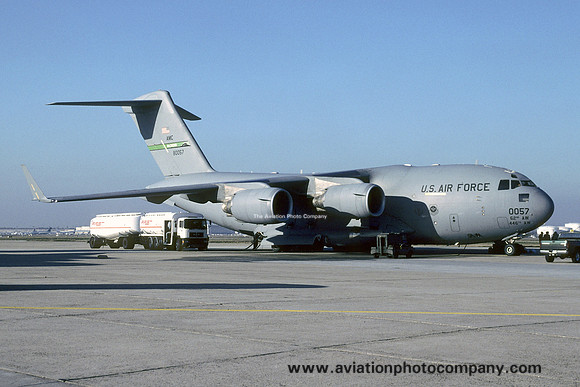 USAF 62/446 AW McDonnell Douglas C-17A Globemaster 98-0057 at Rhein Main (2003)