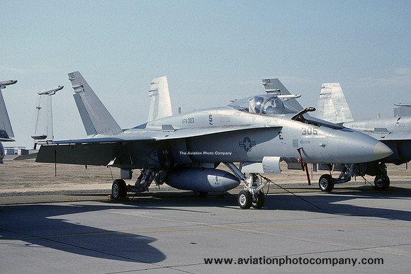 US Navy VFA-303 McDonnell Douglas F/A-18A Hornet 161752/ND-305 (1990)