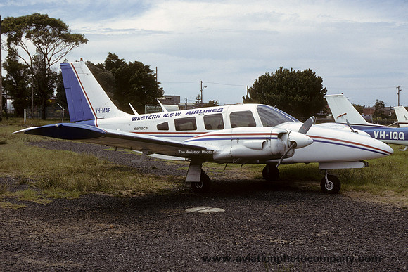 Western NSW Airlines Piper PA-34-200 Seneca VH-MAP (1987)