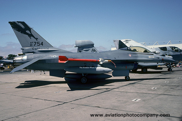 USAF California ANG 194 FIS General Dynamics F-16A Fighting Falcon 81-0754 (1991)