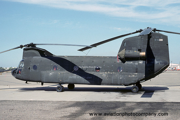US Army California ArNG Vertol CH-47C Chinook 68-16018 (1989)