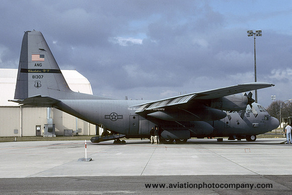 USAF West Virginia ANG 130 AS Lockheed C-130H Hercules 88-1307 (2004)