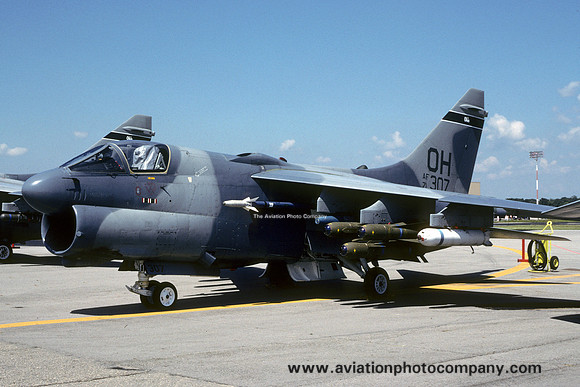 USAF Ohio ANG 166 TFS LTV A-7D Corsair 71-0307/OH (1989)