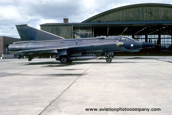 Finnish Air Force HavLv 11 SAAB Draken J-35XS DK-203 (1993)