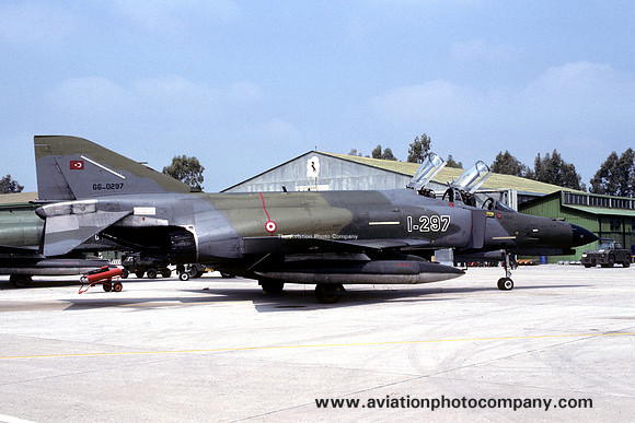 Turkish Air Force 1 Ahu McDonnell F-4E Phantom 66-0297/1-297 (1990)