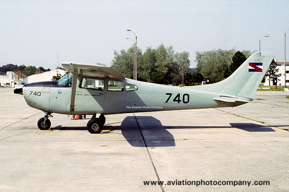 Uruguayan Air Force Cessna 172 740 (1993)