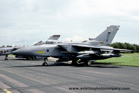 RAF 31 Squadron Panavia Tornado GR.4 ZA553/DI at RAF Marham (2005)