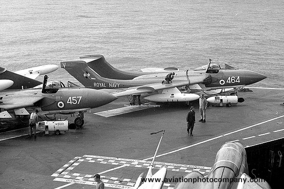 Royal Navy 893 Squadron De Havilland Sea Vixen FAW1 XN654/V464 on HMS Victorious (1964)