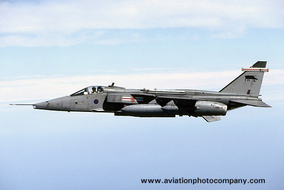 RAF 41 Squadron Sepecat Jaguar GR.3 XZ107/FH (2005)