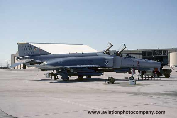 USAF 35 TFW 561 TFS McDonnell F-4G Phantom 69-7233/WW (1991)