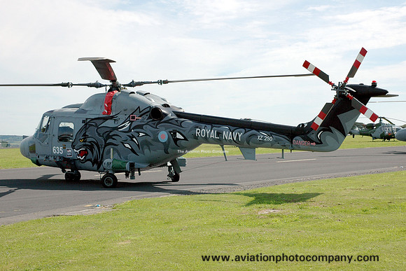 Royal Navy 702 Squadron Westland Lynx HAS.3S XZ250/635 (2007)