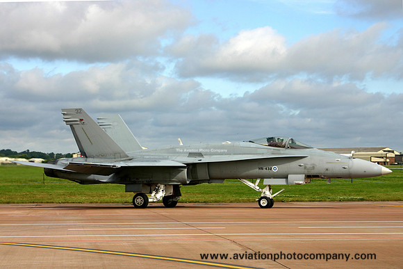 Finnish Air Force HavLLv11 McDonnell Douglas F-18C Hornet HN-432 (2007)