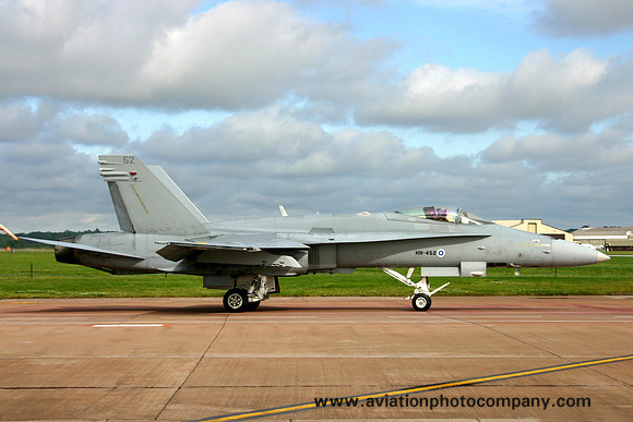 Finnish Air Force HavLLv11 McDonnell Douglas F-18C Hornet HN-452 (2007)