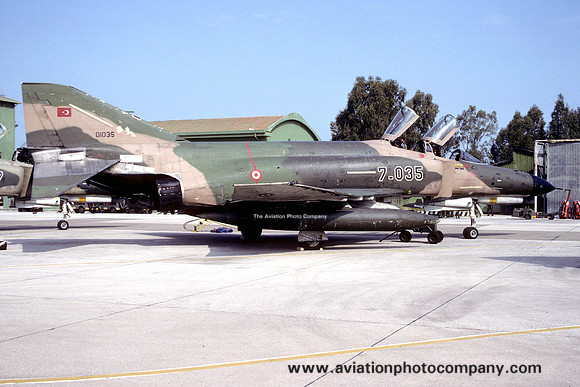 Turkish Air Force McDonnell F-4E Phantom 01035/7-035 (1991)