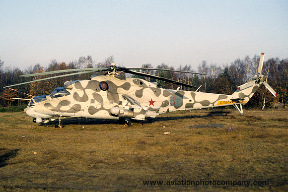 Russian Air Force 172 HR Mil Mi-24V Hind 31 (1992)