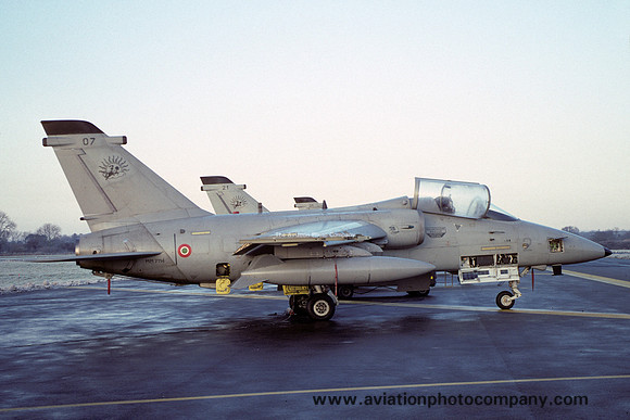 Italian Air Force 2 Stormo Aeritalia AMX MM7114/2-07 (1993)