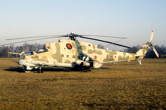 Russian Air Force 172 HR Mil Mi-24V Hind 30 (1992)