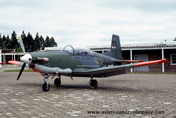 Uruguayan Air Force Pilatus PC-7 303 (1993)
