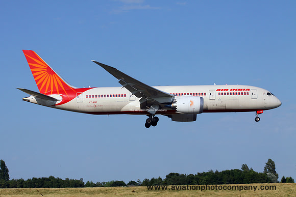 Air India Boeing 787-8 VT-AND at Birmingham (2013)