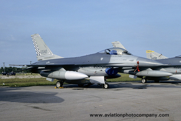 USAF Michigan ANG 171 FS General Dynamics F-16C Fightig Falcon 80-0542 (1992)