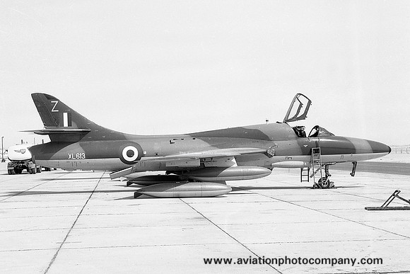 RAF 208 Squadron Hawker Hunter T.7 XL613/Z (1966)