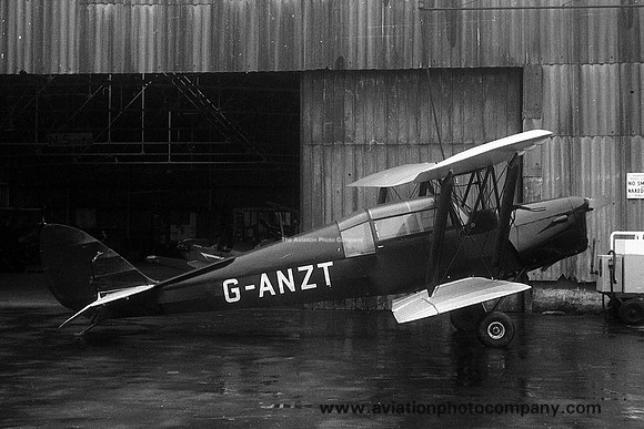 Thruxton Jackaroo G-ANZT