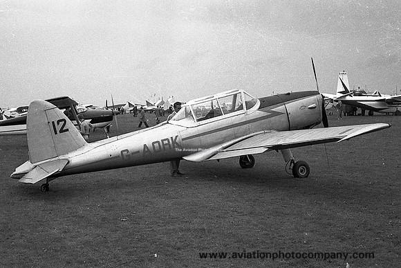 Universal Flying Services DHC-1 Chipmunk G-AORK
