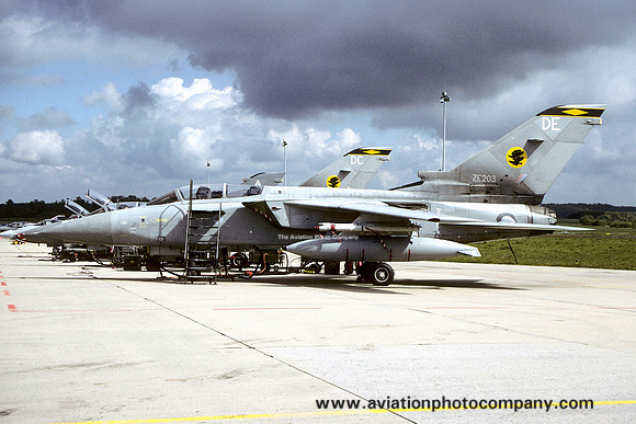 RAF 11 Squadron Panavia Tornado F.3 ZE203/DE (2005)