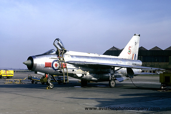 RAF 5 Squadron English Electric Lightning F.6 XR768/P (1973)