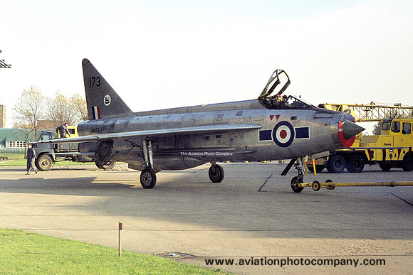 RAF Binbrook TFF English Electric Lightning F.1A XM173 (1973)