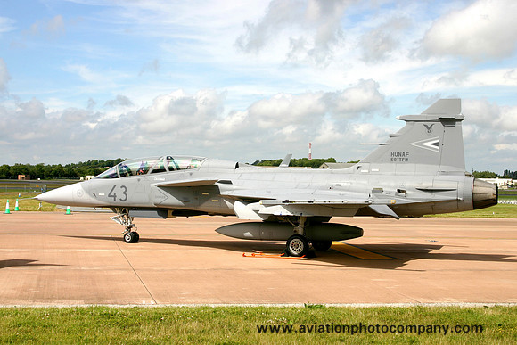 Hungarian Air Force SAAB JAS-39D Gripen 43 at RIAT Fairford (2007)