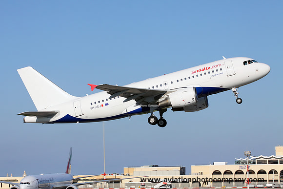Air Malta Airbus A319-112 9H-AEJ at Malta Luqa IAP (2018)