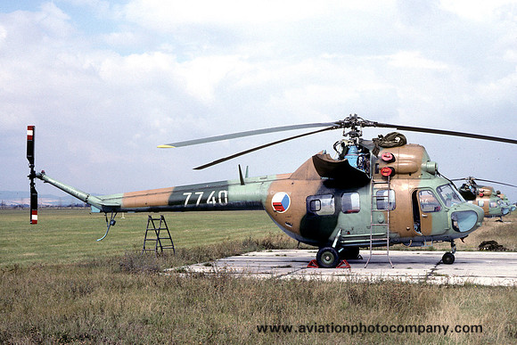 Polish Air Force Mil Mi-2 Hoplite 7740 (1990)
