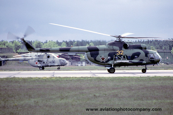 Russian Air Force 226 HR Mil Mi-8T Hip 32 (1992)