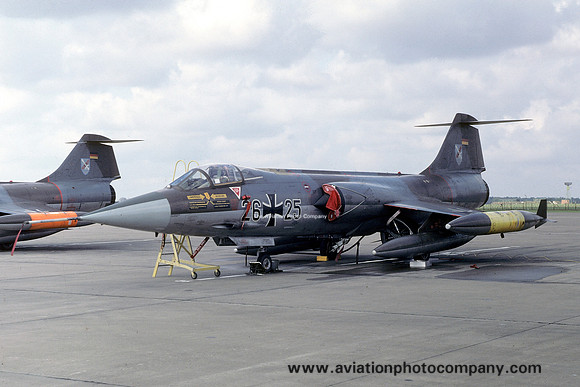 German Air Force JBG31 Lockheed F-104G Starfighter 26+25 (1979)
