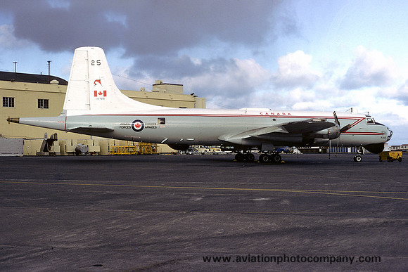 Canadian Air Force 415 Squadron Canadair CP-107 Argus 10725 at Keflavik (1977)