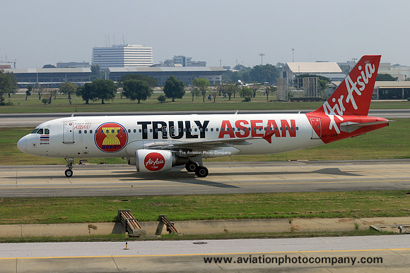 Thai Air Asia Airbus A320-216 HS-ABE (2018)