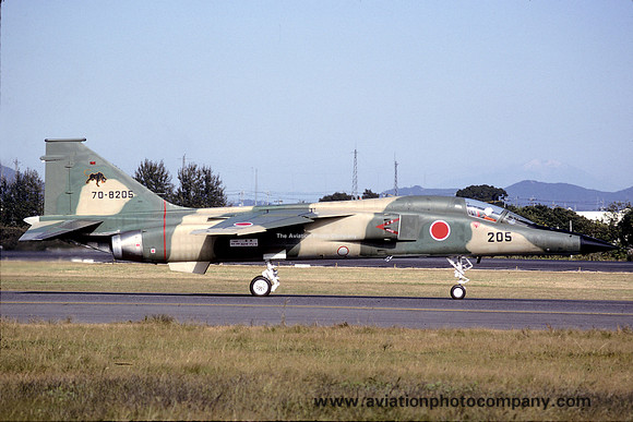 JASDF 8 Hikotai Mitsubishi F-1 70-8205 (1993)
