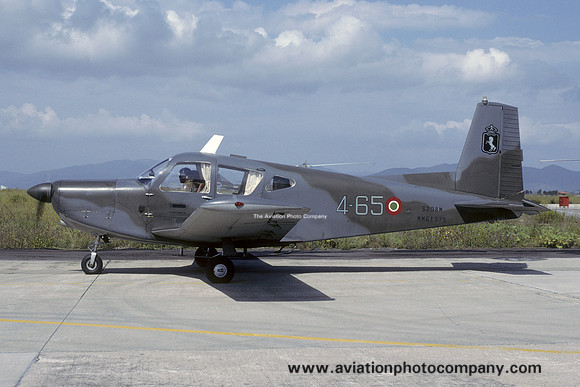 Italian Air Force 4 Stormo SIAI S-208M MM61975/4-65 (1994)