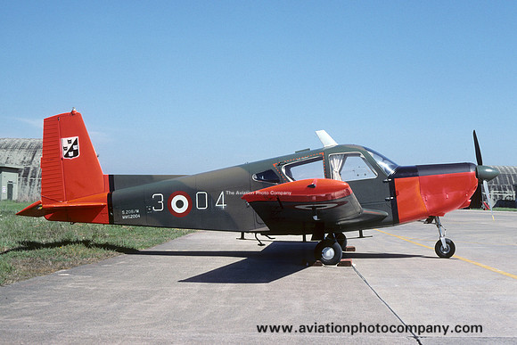 Italian Air Force 3 Stormo SIAI S-208M MM62004/3-04 (1994)