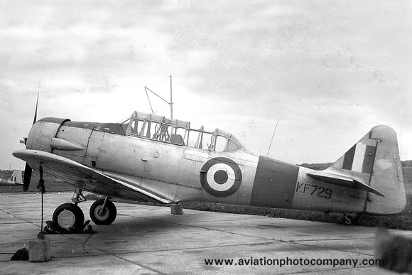 RAF Home Command Flight North American Harvard T.2B KF729 (1956)