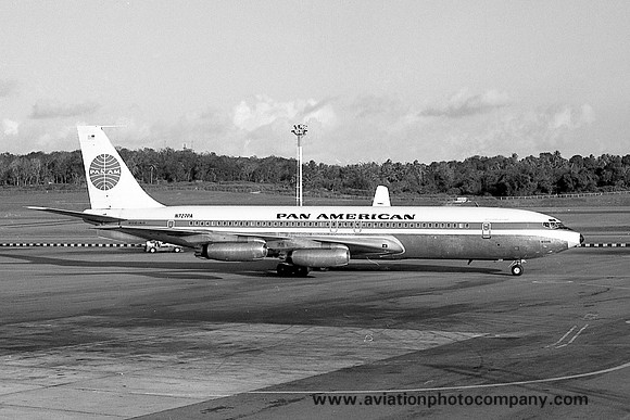 Pan American World Airways Boeing 707-321 N727PA (1967)