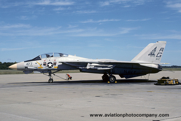 US Navy VF-143 Grumman F-14A Tomcat 161419/AG-107 (1985)