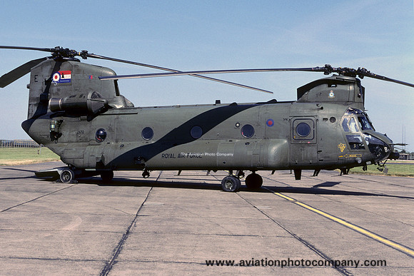 RAF 27 Squadron Vertol Chinook HC.2 ZA712/E (2006)