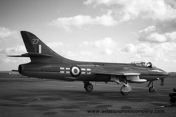 RAF 229 OCU 145 Squadron Hawker Hunter F.6 XF975/27
