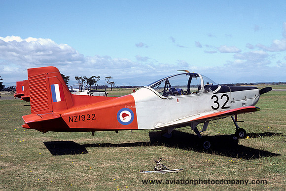 RNZAF FTW Victa Airtrainer CT/4B NZ1932 (1980)