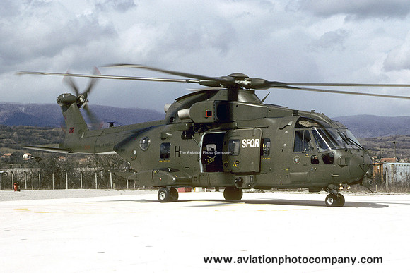 RAF 29 Squadron/SFOR Westland Merlin HC.3 ZJ124/H (2004)