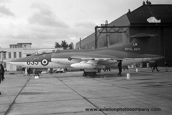 Royal Navy 736 Squadron Blackburn Buccaneer S.1 XN950/LM635 (1965)