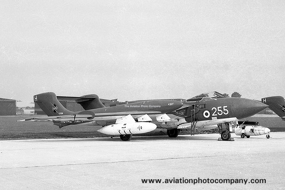 Royal Navy 893 Squadron De Havilland Sea Vixen FAW.2 XJ528/H255