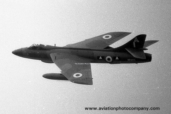 RAF 2 Squadron Hawker Hunter FR.10 XE605/O (1964)